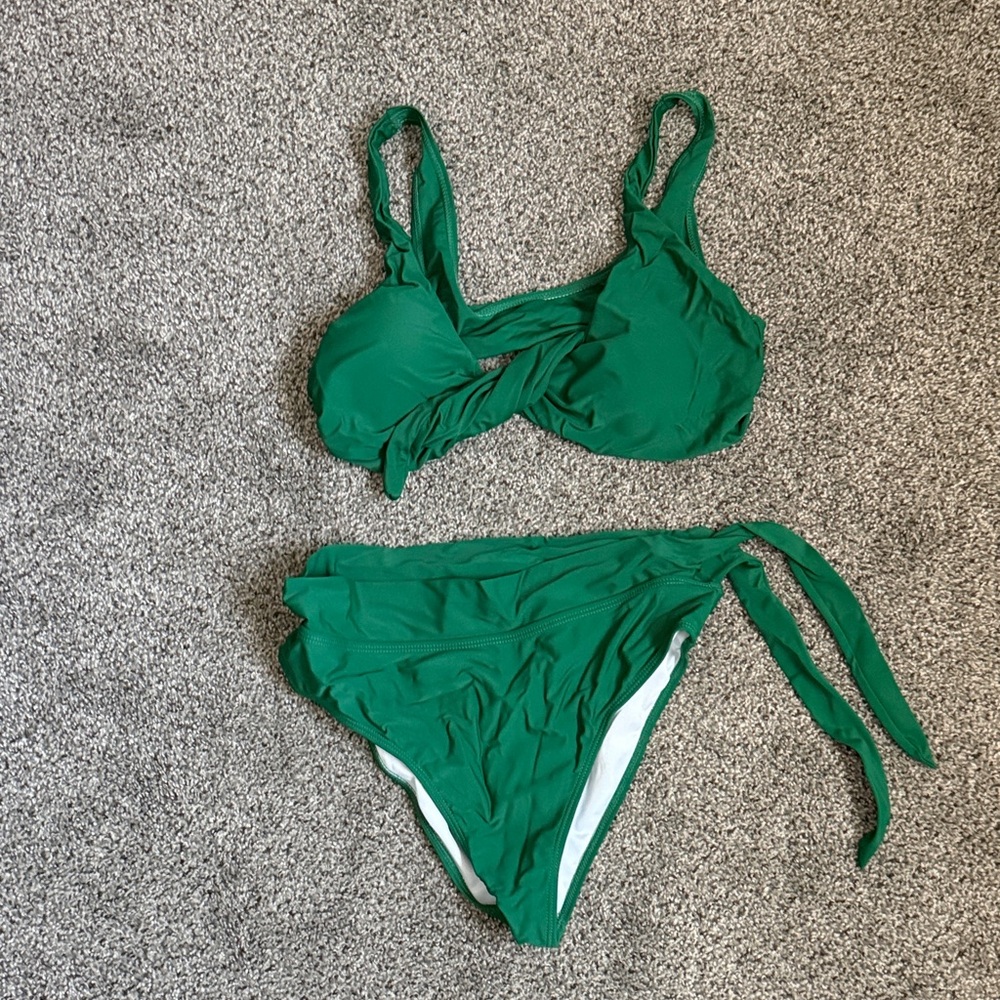 SHEIN Emerald Green Bikini Set